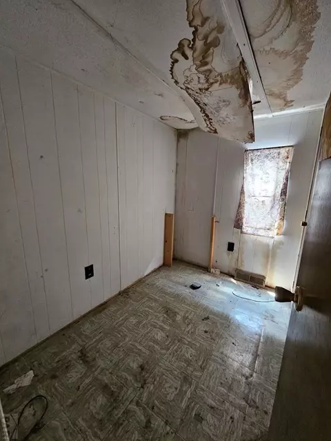 Bedroom - 11 Swallow Ridge Dr, Lamar, CO 81052 photo 1 of 2