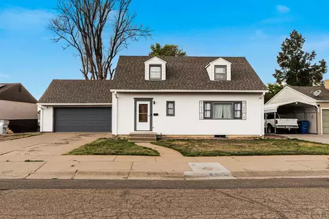 1521 Lexington Rd, Pueblo, CO 81001