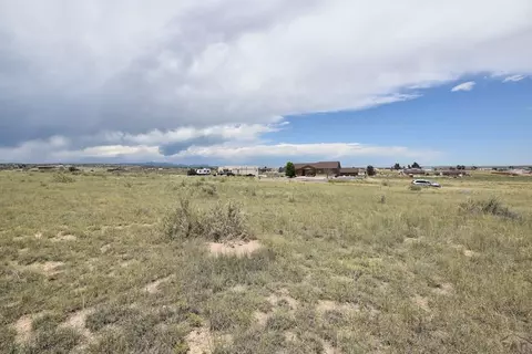 1471 N Bowen Dr, Pueblo, CO 81007