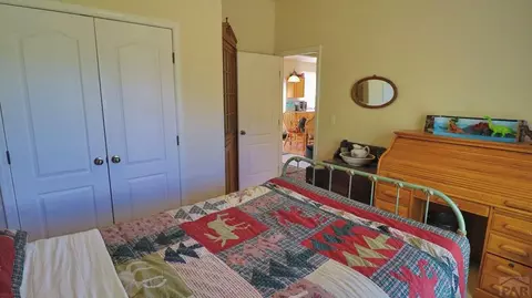 Bedroom - 25850 River Pines Rd, Aguilar, CO 81020 photo 6 of 6