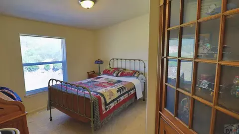 Bedroom - 25850 River Pines Rd, Aguilar, CO 81020 photo 5 of 6