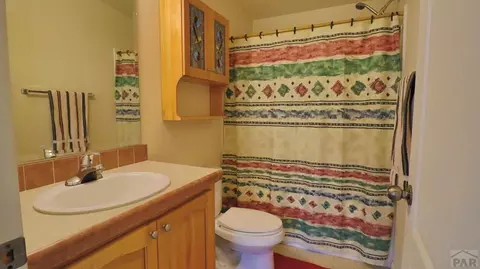 Bath - 25850 River Pines Rd, Aguilar, CO 81020 photo 4 of 6