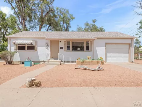 924 Alexander Cir, Pueblo, CO 81001