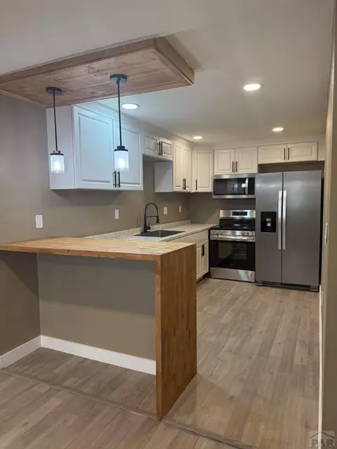 414 E 5th St, Walsenburg, CO 81089 photo 5