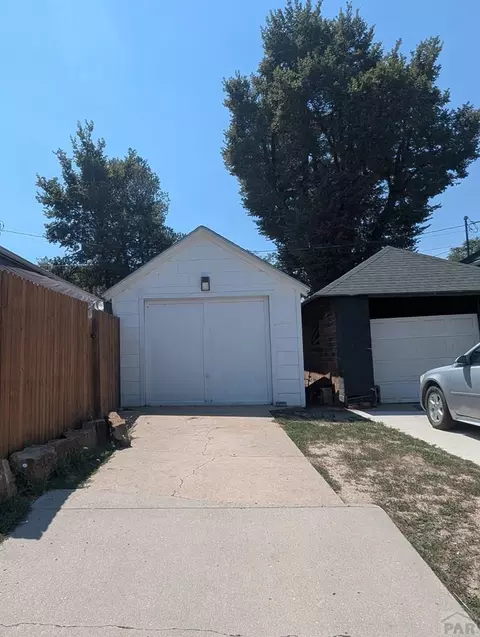 502 Cimarron Ave, La Junta, CO 81050 photo 4