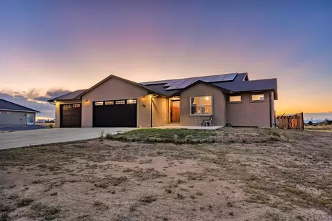 1879 E Jerrian Ln, Pueblo, CO 81007