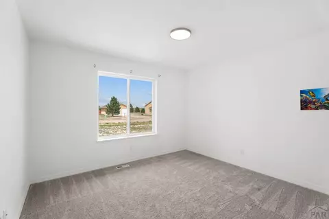 26 E Lyons Dr, Pueblo, CO 81007 photo 18