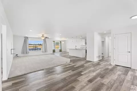 26 E Lyons Dr, Pueblo, CO 81007 photo 24
