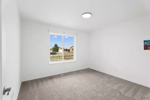 26 E Lyons Dr, Pueblo, CO 81007 photo 17