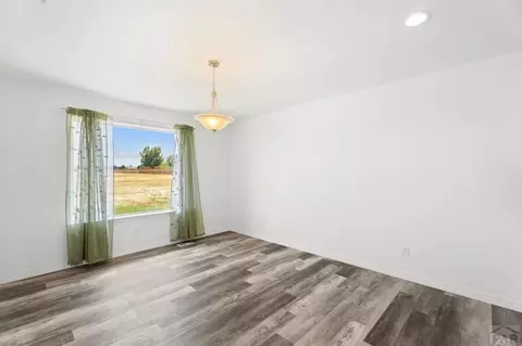 26 E Lyons Dr, Pueblo, CO 81007 photo 7