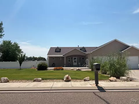 27810 Spaccamonti Ct, Pueblo, CO 81006