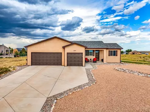 1485 E Ithaca Dr, Pueblo, CO 81007