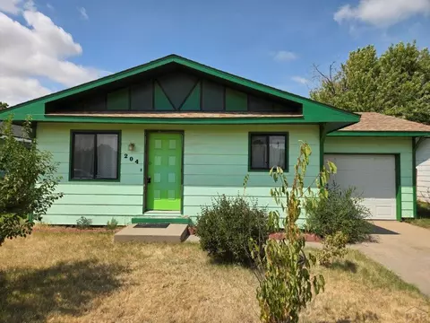 204 S 12th St, Lamar, CO 81052