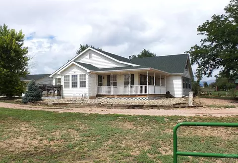 239 F St, Penrose, CO 81240