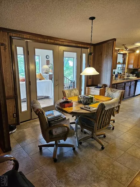 Dining - 1413 County Rd 671, Rye, CO 81069 photo 1 of 2