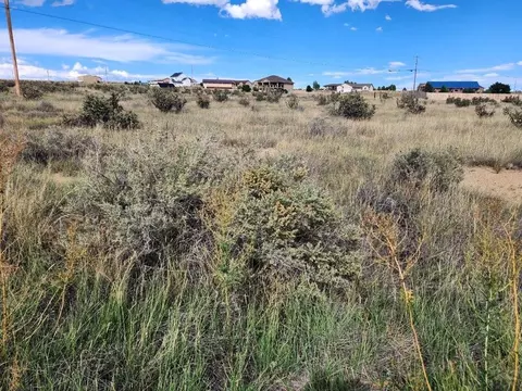 1784 N Porter Creek Ln, Pueblo West, CO 81007
