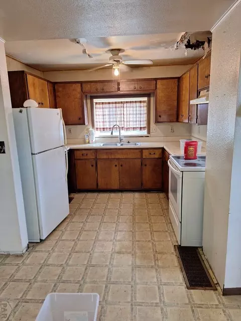 Kitchen - 308 Tipton St, Springfield, CO 81073 photo 1 of 1