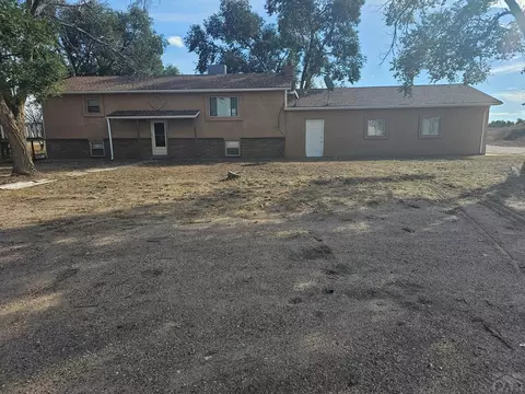 9138 Us Hwy 50, Manzanola, CO 81058