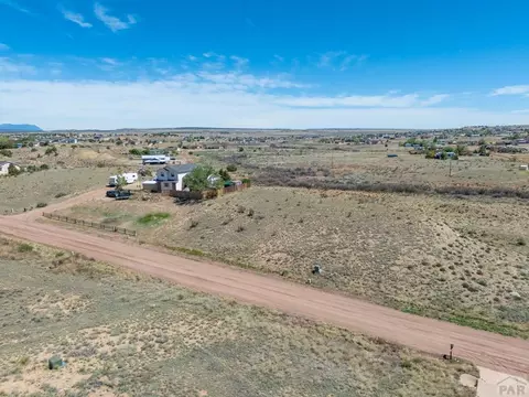 526 S Chimazo Dr, Pueblo West, CO 81007