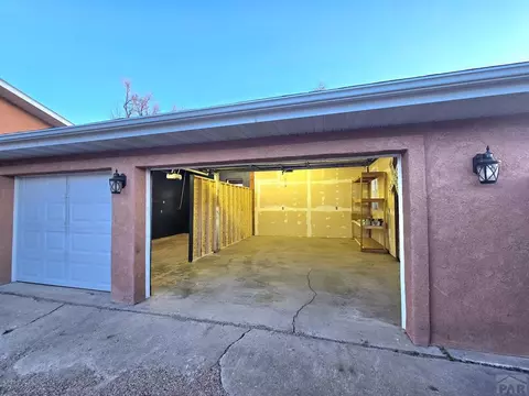206 Melon, La Junta, CO 81050 photo 28