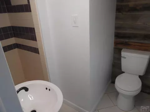 Bath - 15 Circle Dr, La Junta, CO 81050 photo 3 of 5