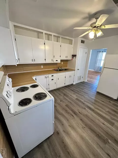 Kitchen - 210 Pine St, Lamar, CO 81052 photo 2 of 2