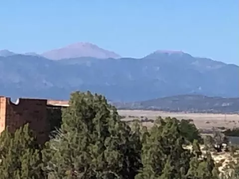 376 S Hidalgo Dr, Pueblo West, CO 81007