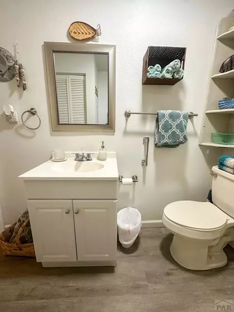 Bath - 904 S 4th St, Lamar, CO 81052 photo 3 of 3