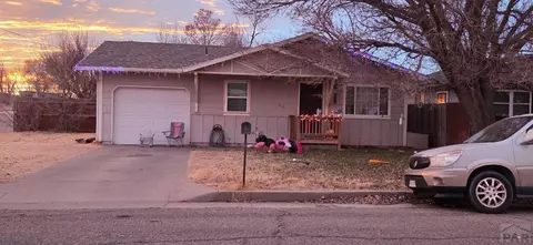 210 S 12th St, Lamar, CO 81052