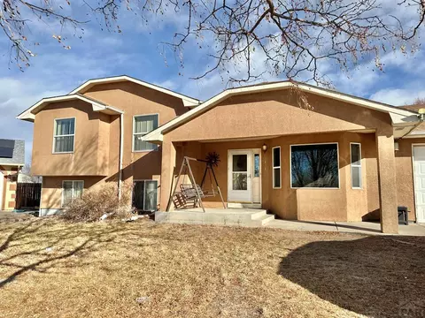 3131 Bighorn Ct, Pueblo, CO 81005