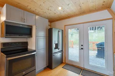 Kitchen - 48 Angel Rd, Rye, CO 81069 photo 3 of 3