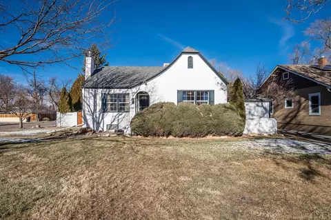 241 Goodnight Ave, Pueblo, CO 81004