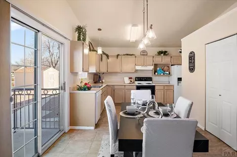Dining - 521 Shadow Pl, Florence, CO 81226 photo 1 of 2