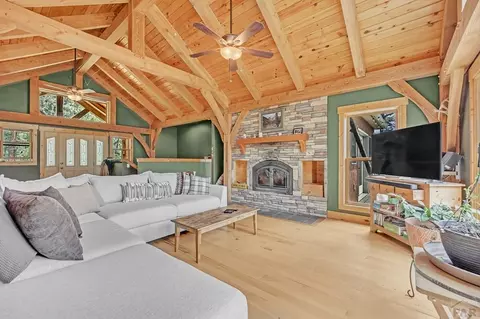 Living - 8564 Ridge Rd, Beulah, CO 81023 photo 5 of 7