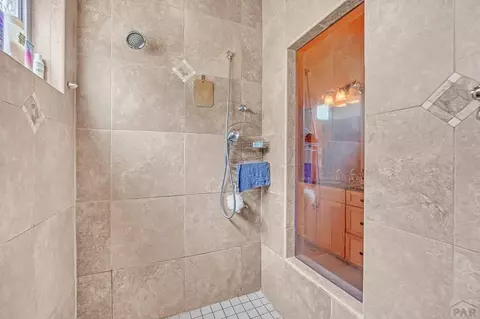 Bath - 8564 Ridge Rd, Beulah, CO 81023 photo 5 of 8
