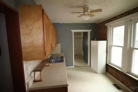 Entry Way - 604 S Main St, Fowler, CO 81039 photo 2 of 6