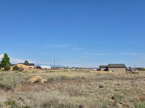 1347 E Challenger Ave, Pueblo West, CO 81007