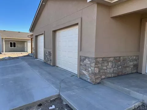 440-442 S Laporte Pl, Pueblo West, CO 81007