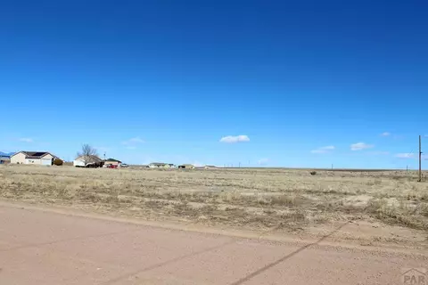 1752 N Bear Gulch Ln, Pueblo West, CO 81007