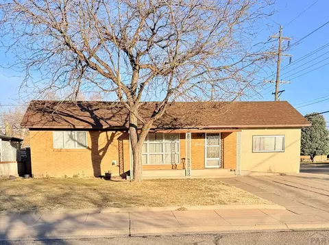 1922 Elmwood Ln, Pueblo, CO 81005