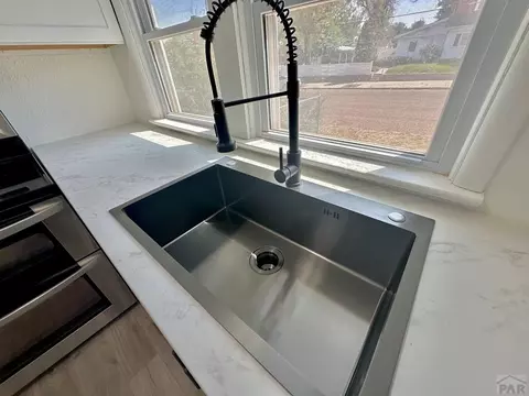 219 W 6th St, La Junta, CO 81050 photo 8