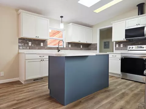 802 Bradish Ave, La Junta, CO 81050 photo 11
