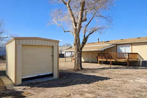 802 Bradish Ave, La Junta, CO 81050 photo 2