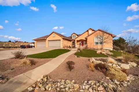 302 S Costilla Ct, Pueblo West, CO 81007