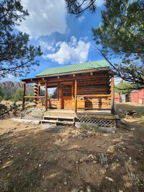 523-599 Ferris Dr, Westcliffe, CO 81252