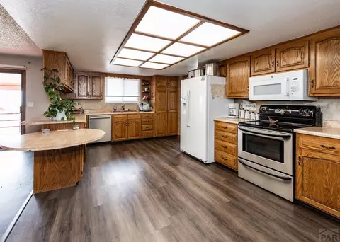 Kitchen - 11210 Eggar Dr, Peyton, CO 80831 photo 1 of 4