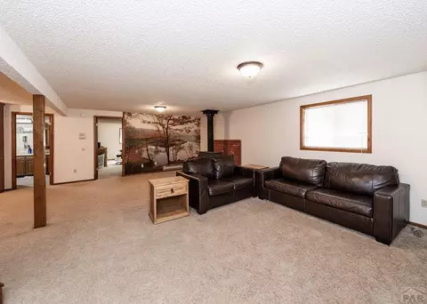 Living - 11210 Eggar Dr, Peyton, CO 80831 photo 3 of 4
