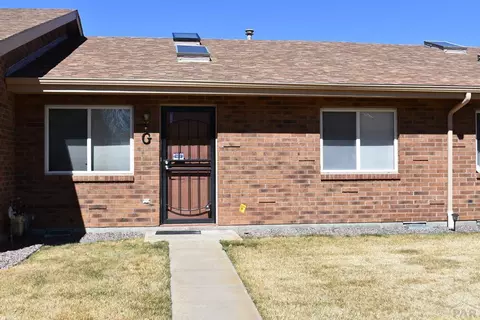 2106 Chatalet Ln #G, Pueblo, CO 81005