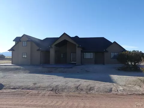 847 S Charlo Dr, Pueblo West, CO 81007