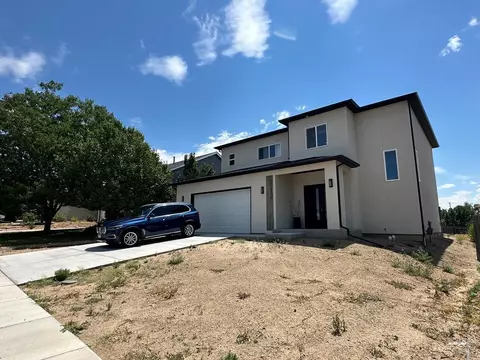 2212 Cowhand Pl, Pueblo, CO 81008